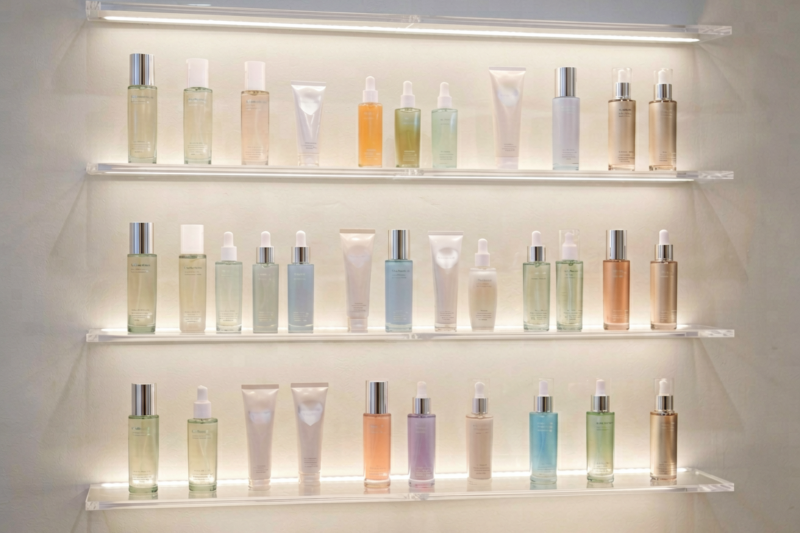 pf cosmetics wall